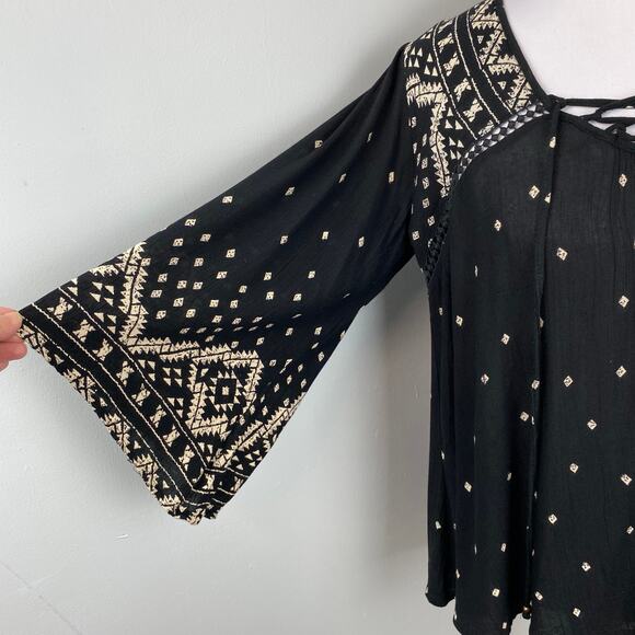 Angie Black and White Peasant Boho Chic Bell Sleeve Lace Up Blouse Top Medium - Picture 3 of 7